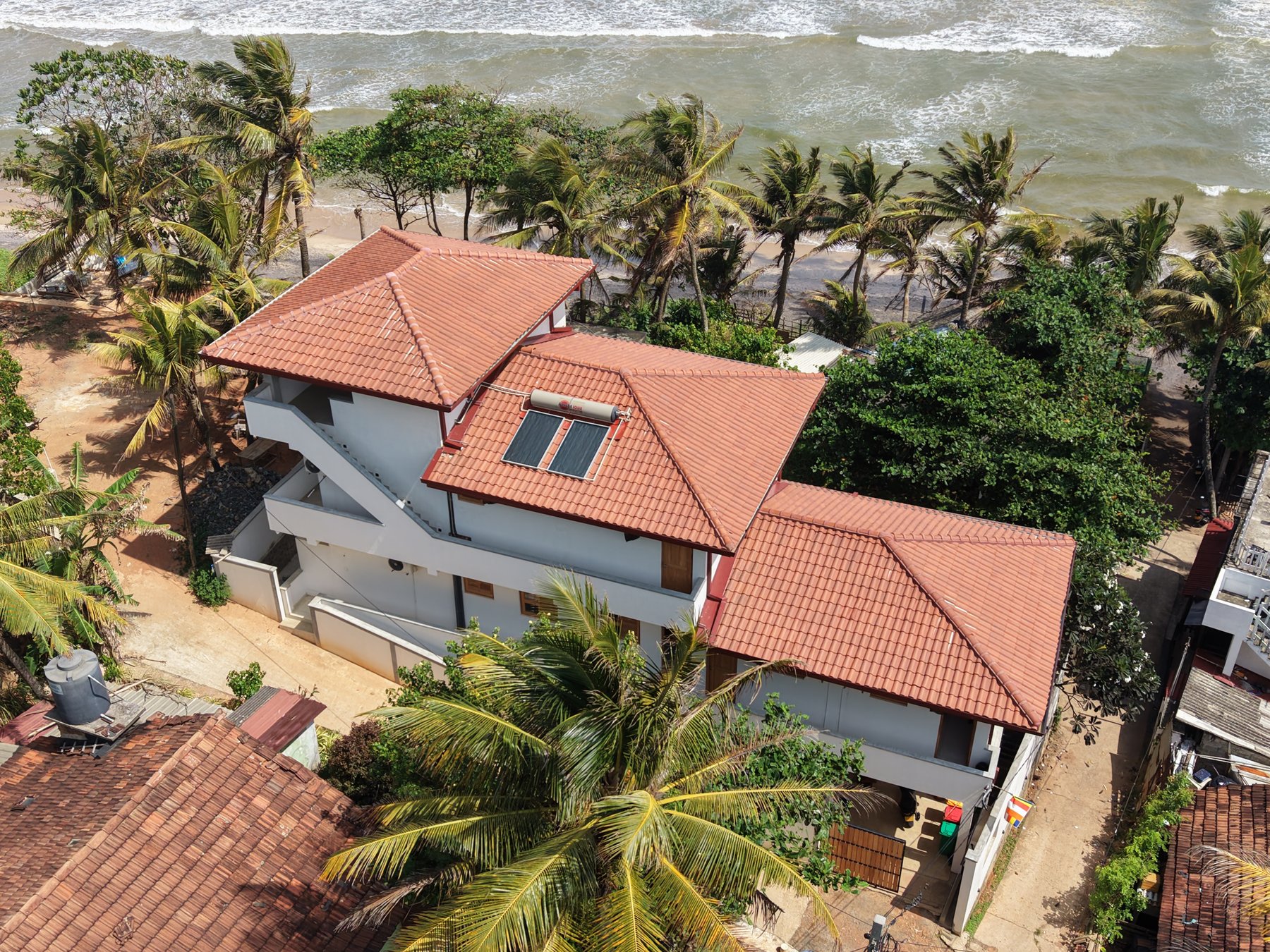 Stay at Dreamer's Surfhouse