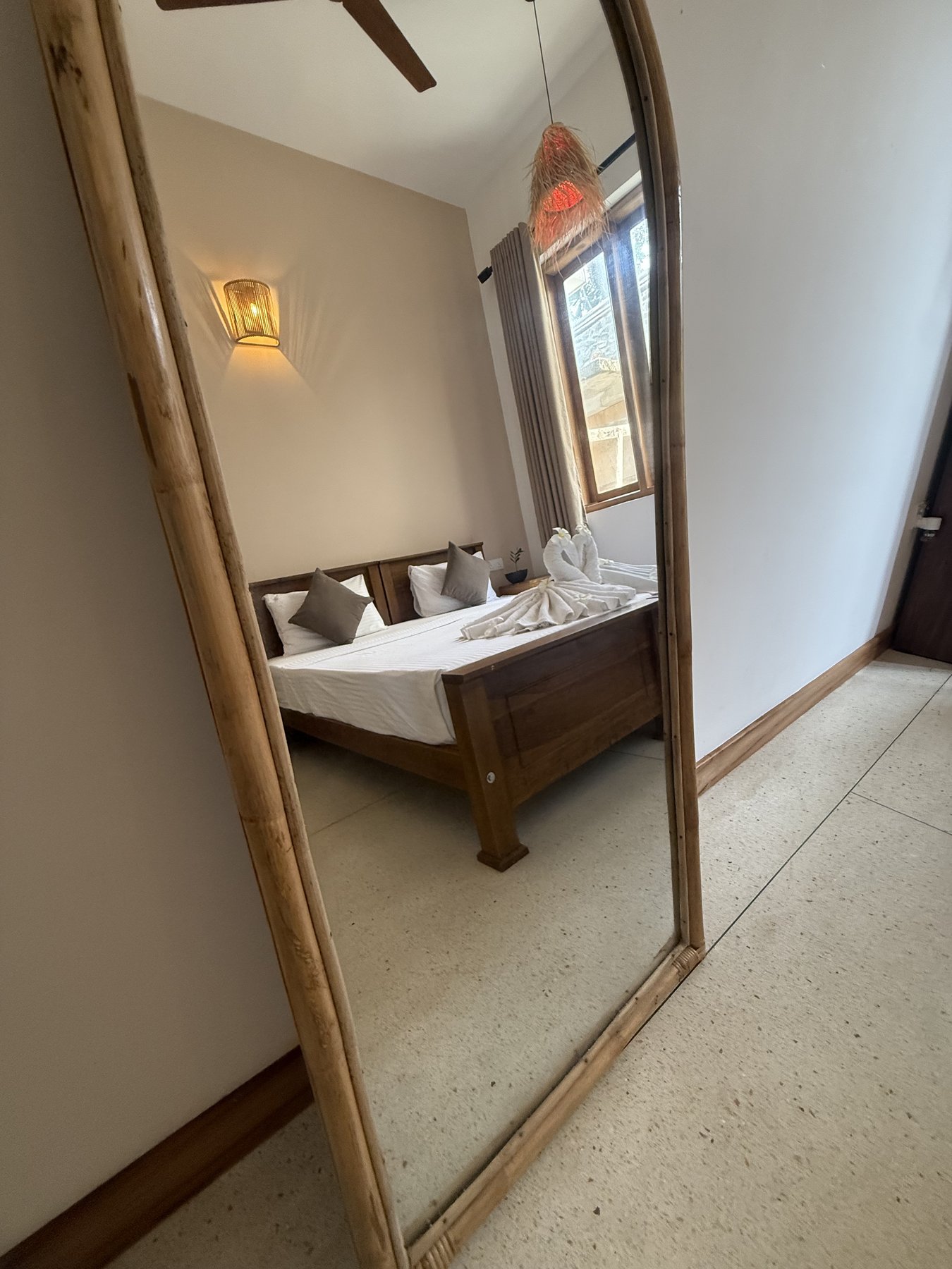 Single Fin bedroom detail