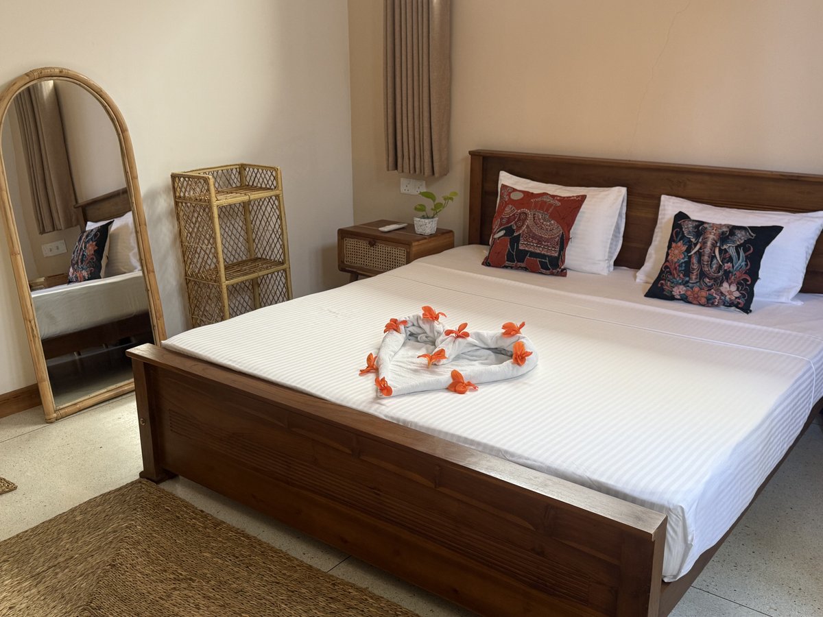Twin Fin room